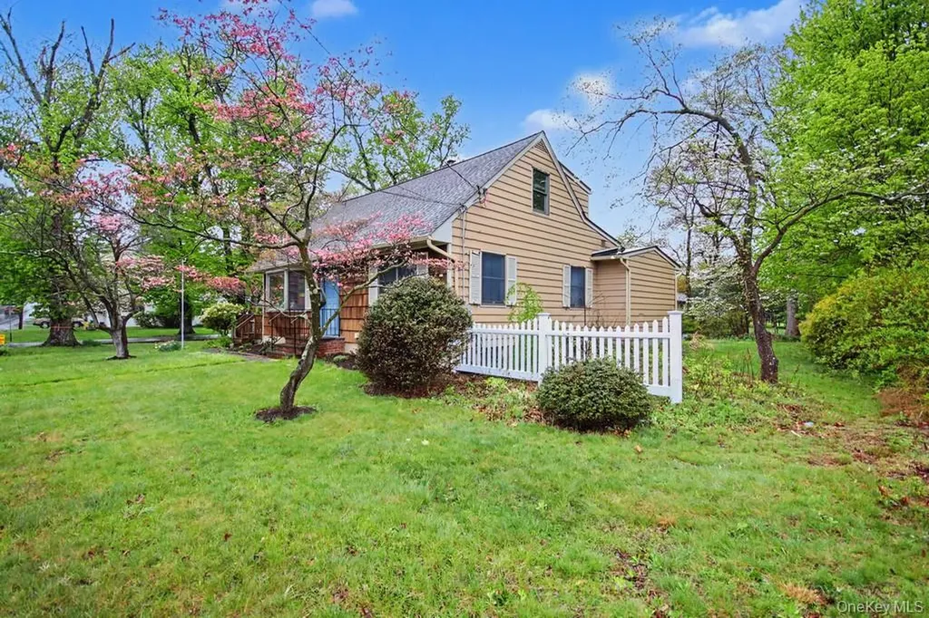 24 Convent Road Nanuet NY 10954