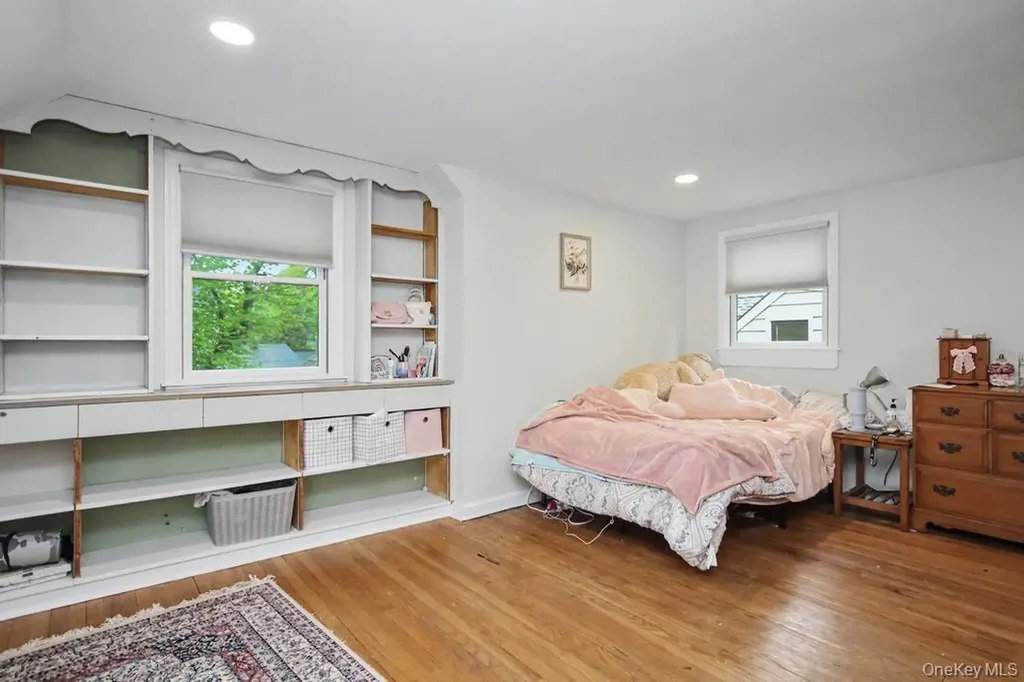 24 Convent Road Nanuet NY 10954