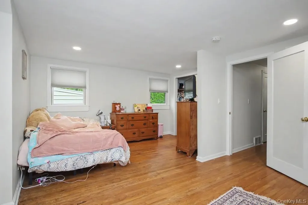 24 Convent Road Nanuet NY 10954