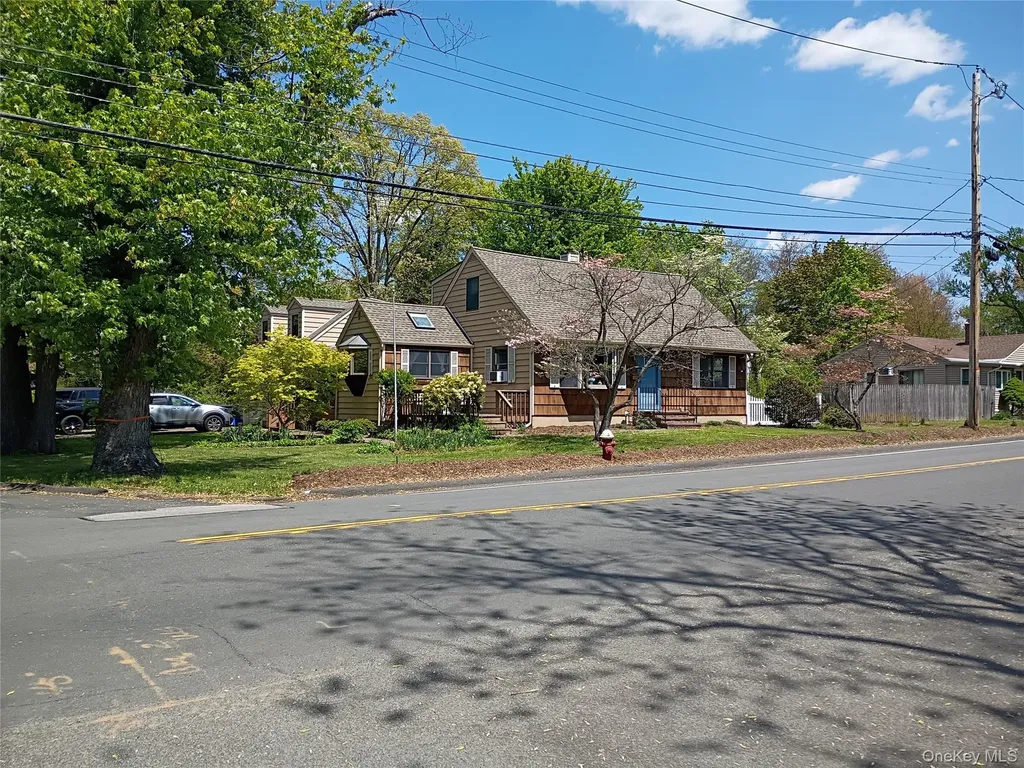 24 Convent Road Nanuet NY 10954