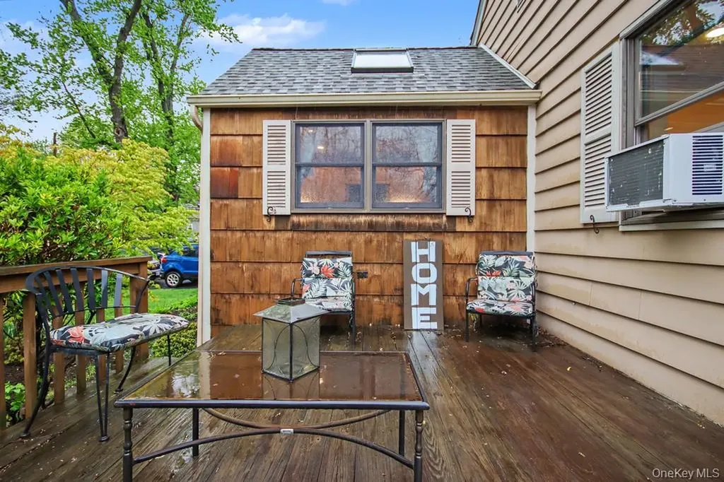 24 Convent Road Nanuet NY 10954