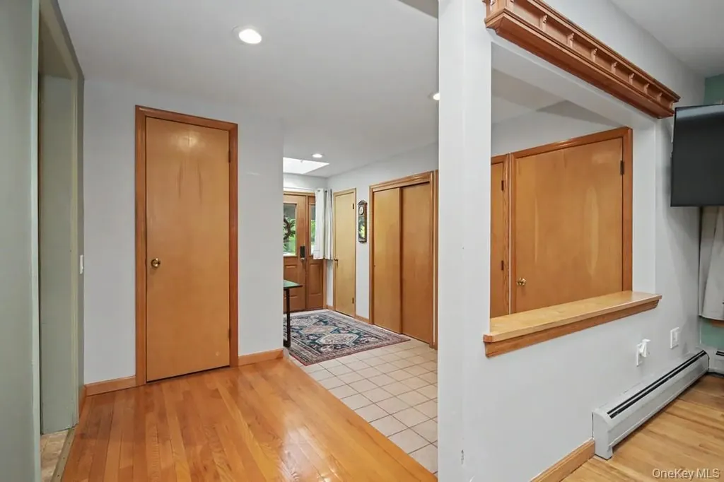 24 Convent Road Nanuet NY 10954