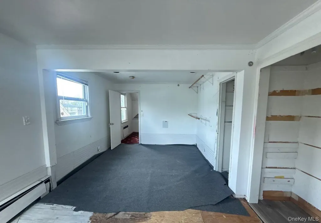 41 Avalon Road Hewlett NY 11557