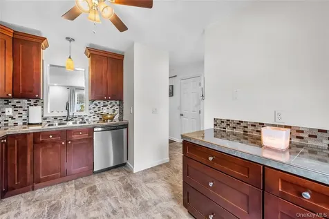 503 Twin Brook Court Carmel NY 10512