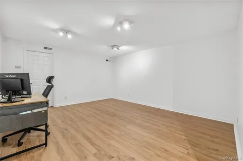 503 Twin Brook Court Carmel NY 10512