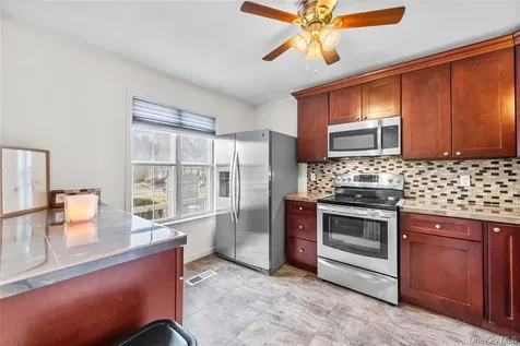 503 Twin Brook Court Carmel NY 10512