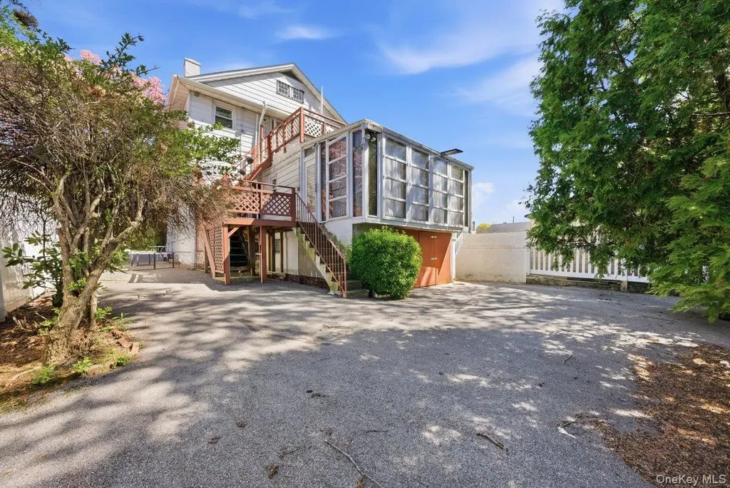 7 Byron Avenue Yonkers NY 10704