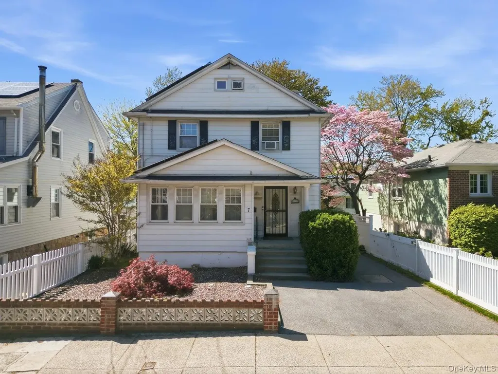 7 Byron Avenue Yonkers NY 10704