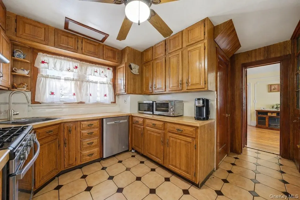 7 Byron Avenue Yonkers NY 10704