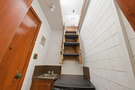 7 Byron Avenue Yonkers NY 10704