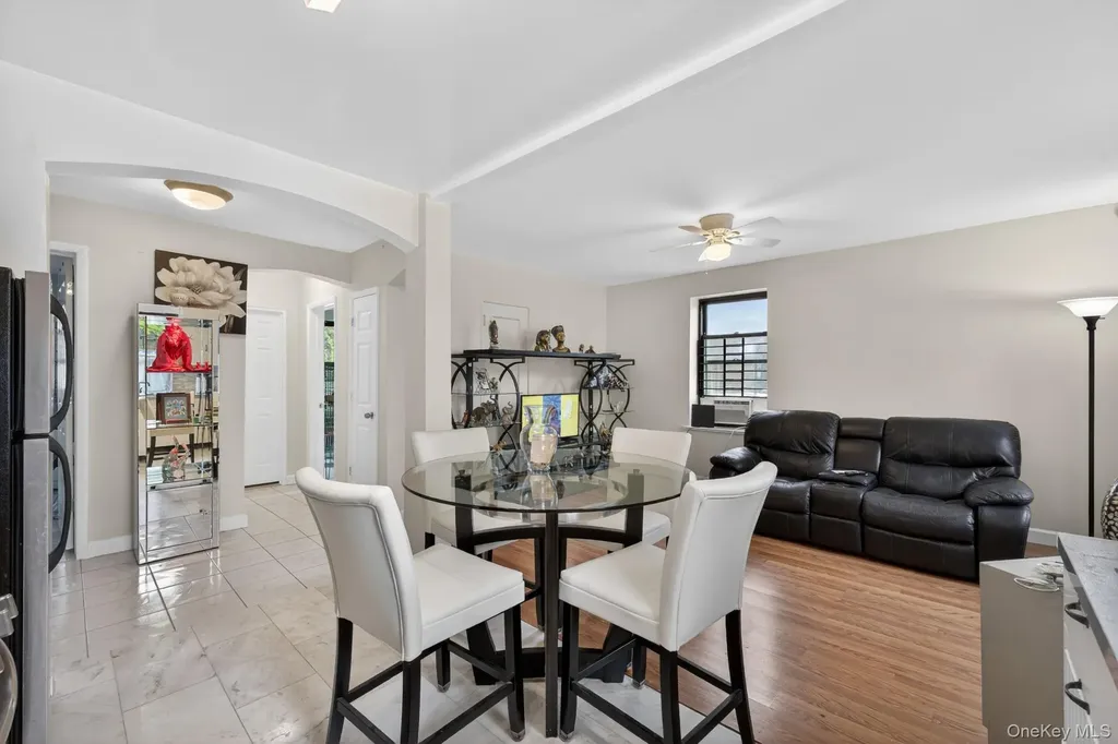7619 Ditmars Boulevard East Elmhurst NY 11370