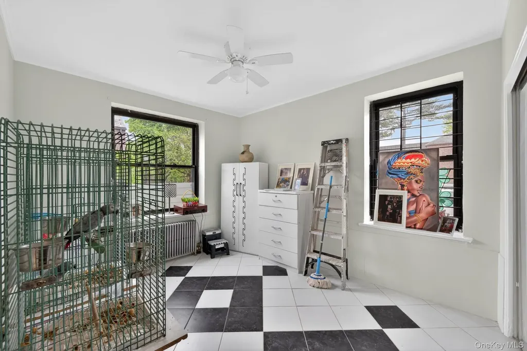 7619 Ditmars Boulevard East Elmhurst NY 11370