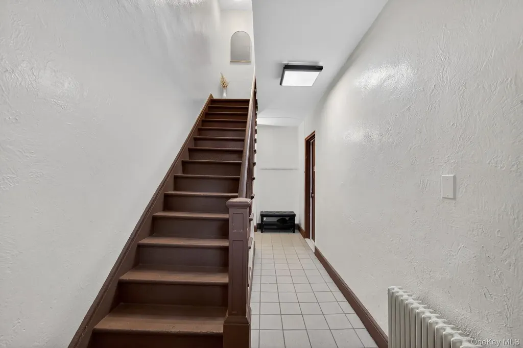 7619 Ditmars Boulevard East Elmhurst NY 11370