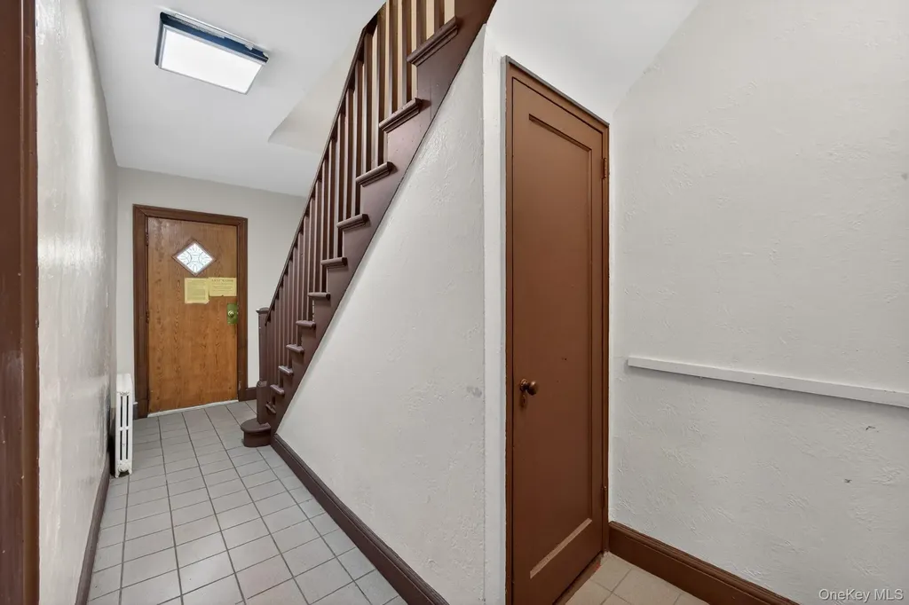 7619 Ditmars Boulevard East Elmhurst NY 11370