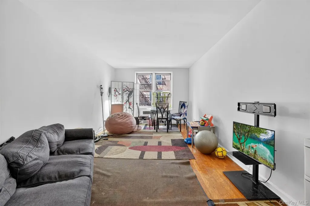 2105 Wallace Avenue Bronx NY 10462