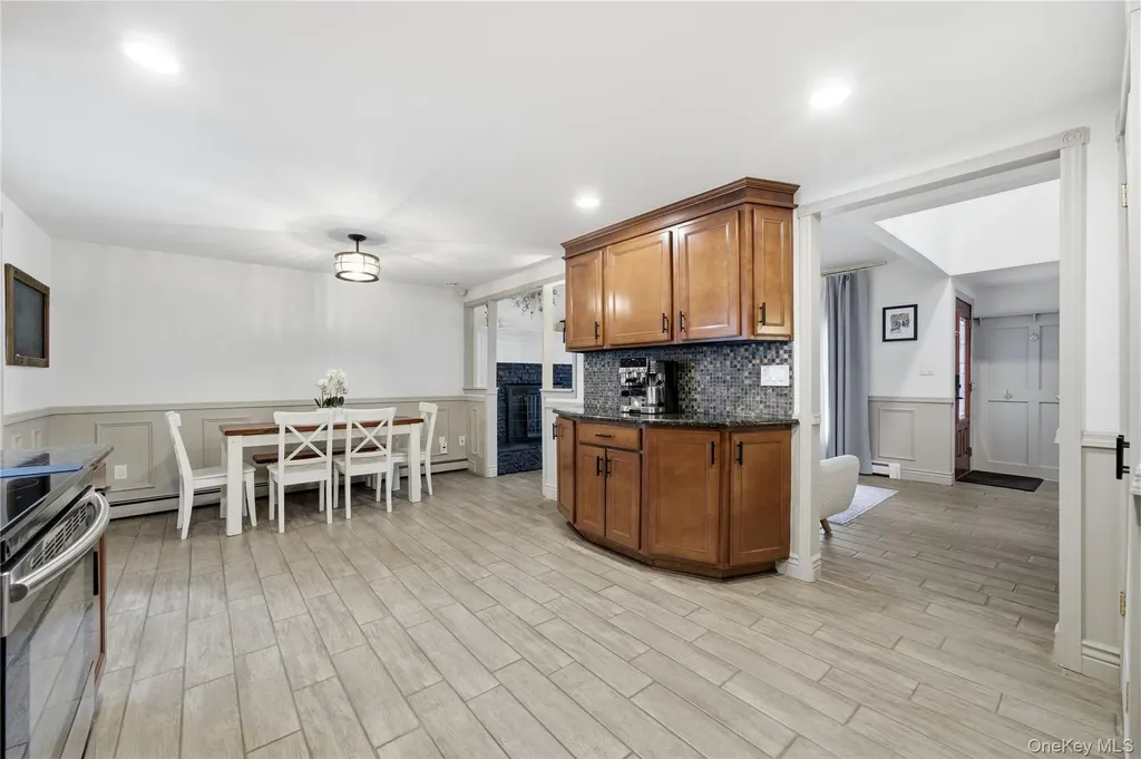 1055 Sipp Avenue Medford NY 11763