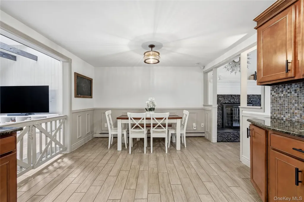 1055 Sipp Avenue Medford NY 11763