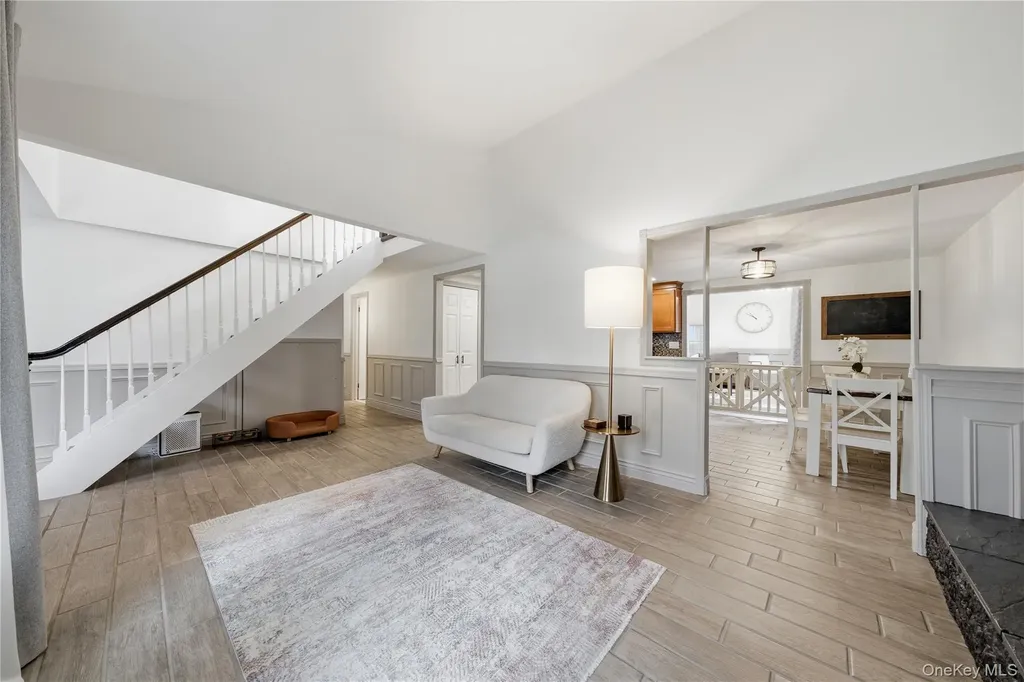 1055 Sipp Avenue Medford NY 11763