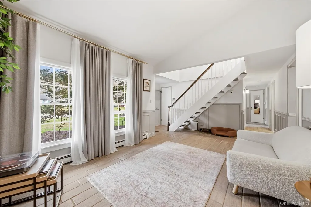 1055 Sipp Avenue Medford NY 11763
