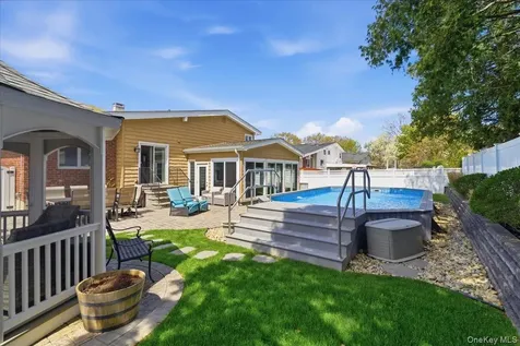 241 W 18th Street Deer Park NY 11729