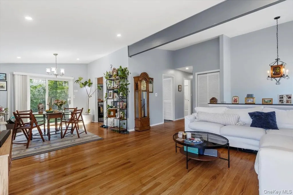 280 N State Road Briarcliff Manor NY 10510