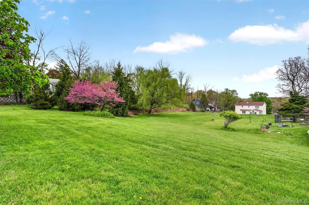 349 Mountain Avenue Monroe NY 10950