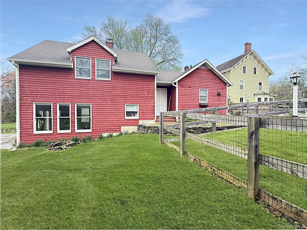 2321-2325 Rt-9d Wappingers Falls NY 12590