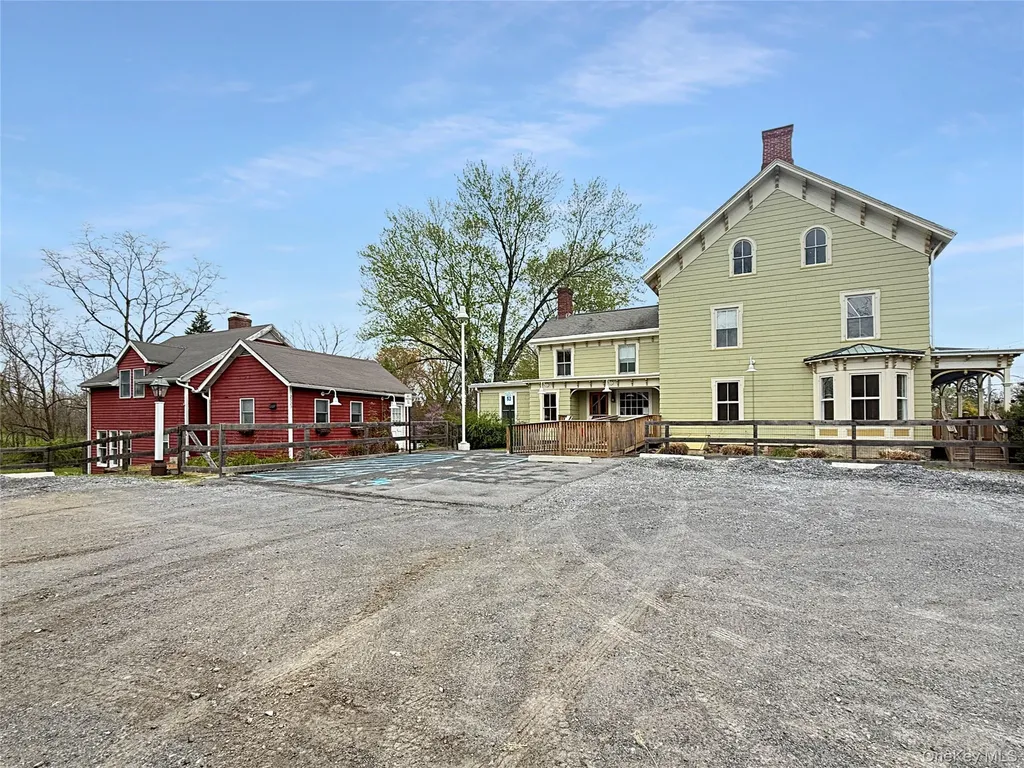 2321-2325 Rt-9d Wappingers Falls NY 12590