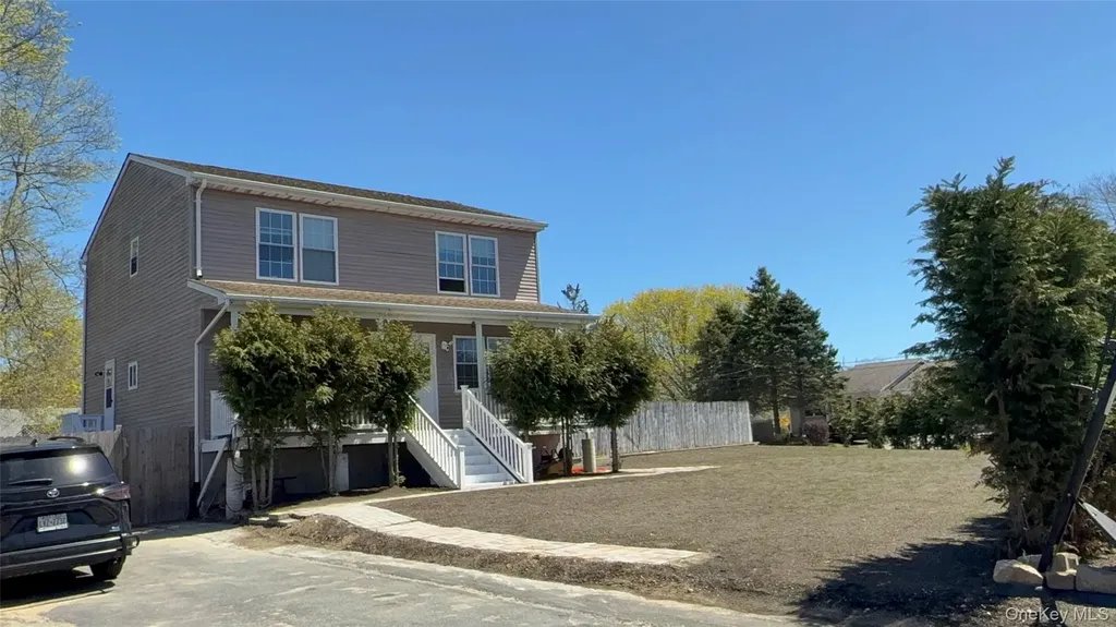 29 Sheridan Drive Shirley NY 11967