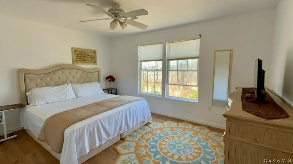 29 Sheridan Drive Shirley NY 11967