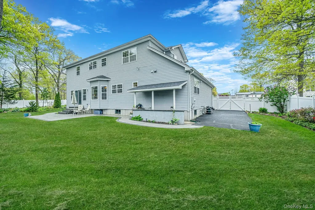 73 Elm Avenue Coram NY 11727