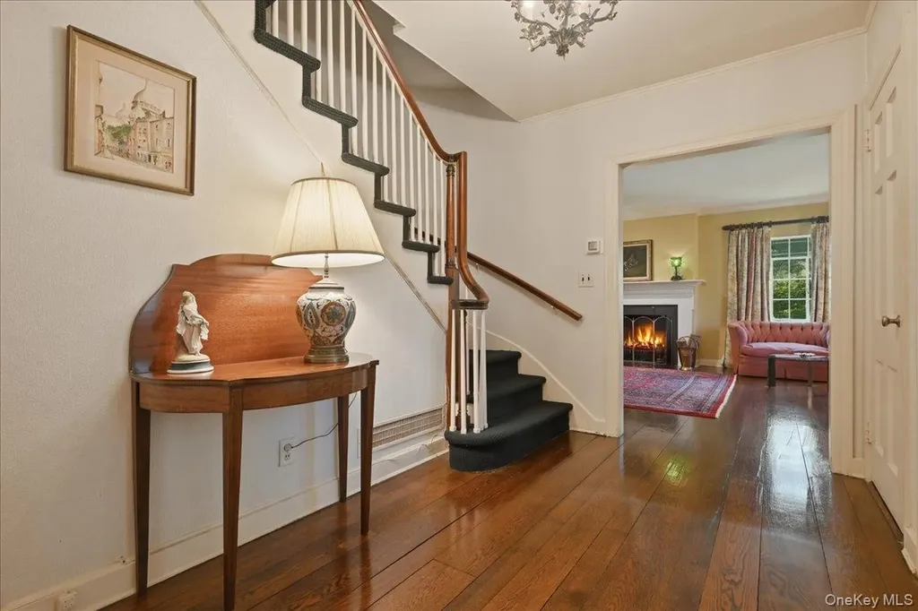 4 The Birches Roslyn Estates NY 11576