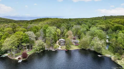 378 Lake Shore Road Putnam Valley NY 10579