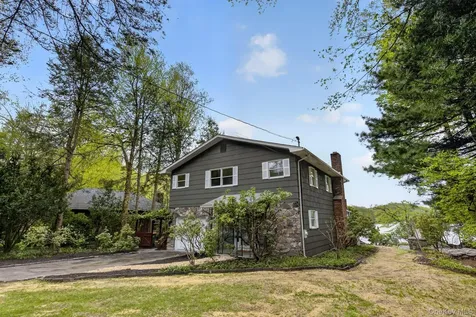 378 Lake Shore Road Putnam Valley NY 10579