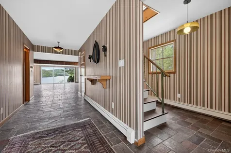 378 Lake Shore Road Putnam Valley NY 10579