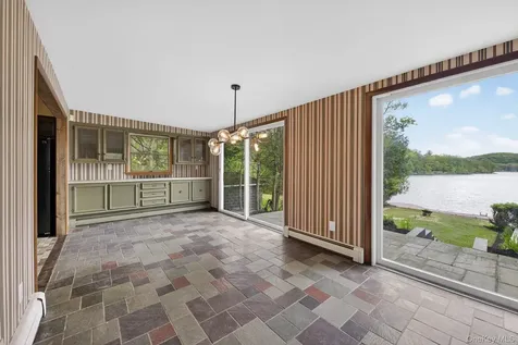 378 Lake Shore Road Putnam Valley NY 10579