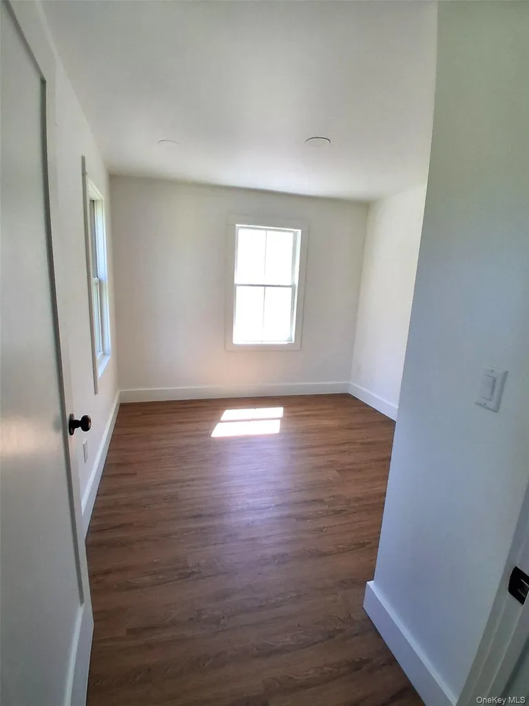 11 Cedar Staatsburg NY 12580