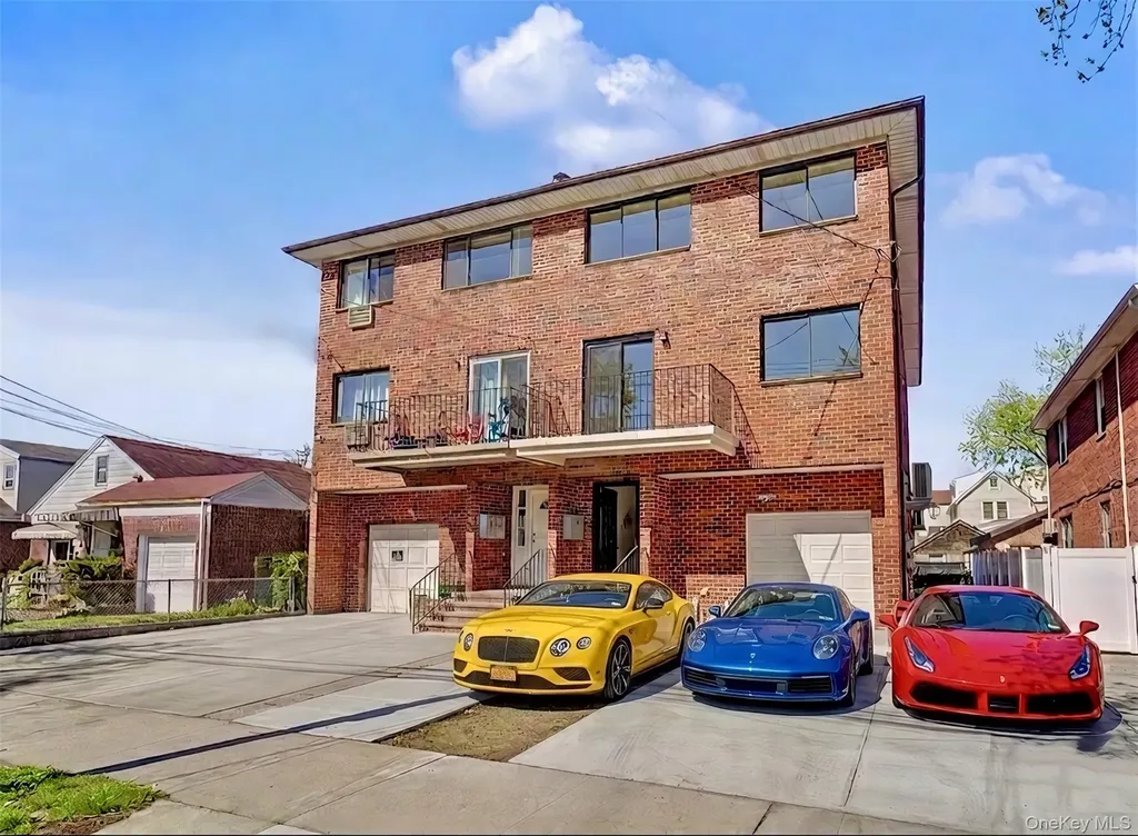 43-44 161st Street Flushing NY 11358