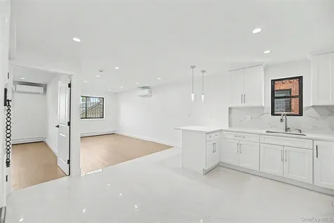 43-44 161st Street Flushing NY 11358