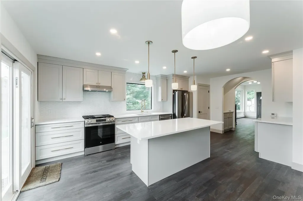 21 Mackey Avenue Port Washington NY 11050