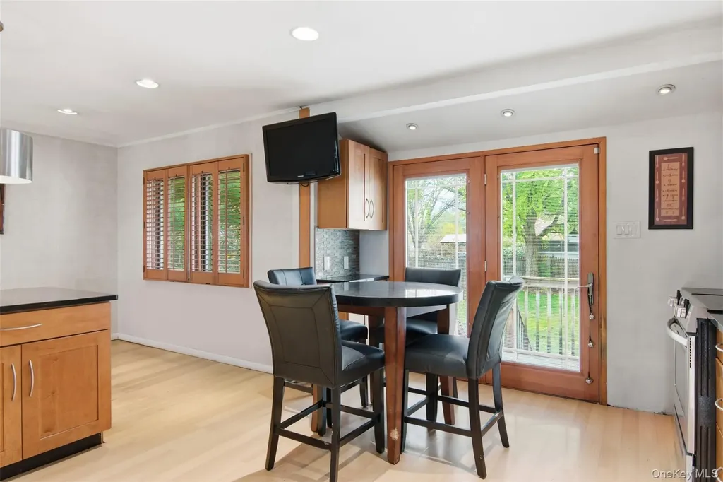 23 Sarina Drive Commack NY 11725
