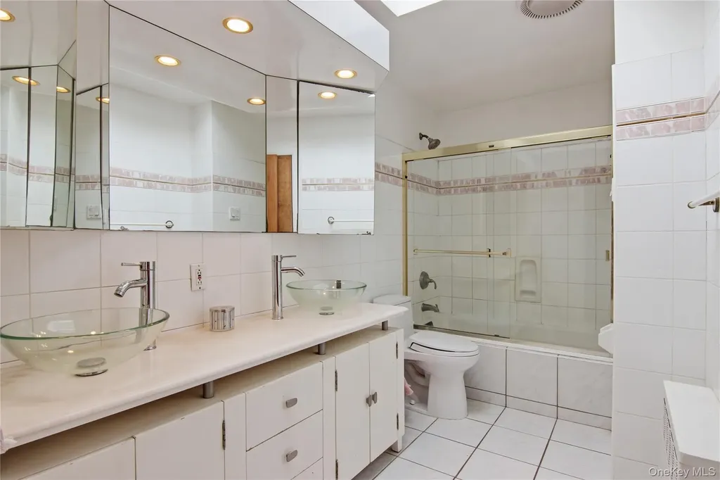 23 Sarina Drive Commack NY 11725