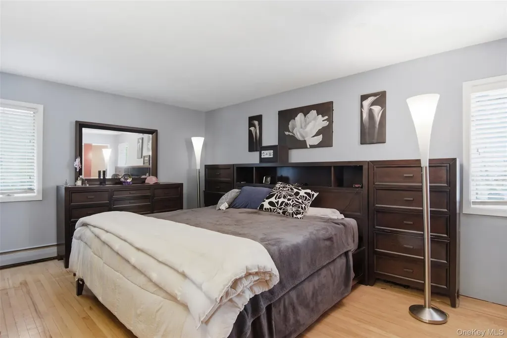 23 Sarina Drive Commack NY 11725