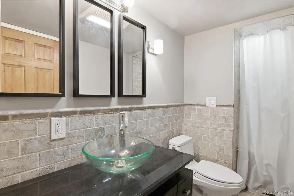 23 Sarina Drive Commack NY 11725