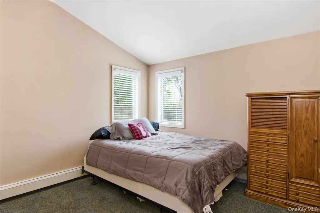 23 Sarina Drive Commack NY 11725