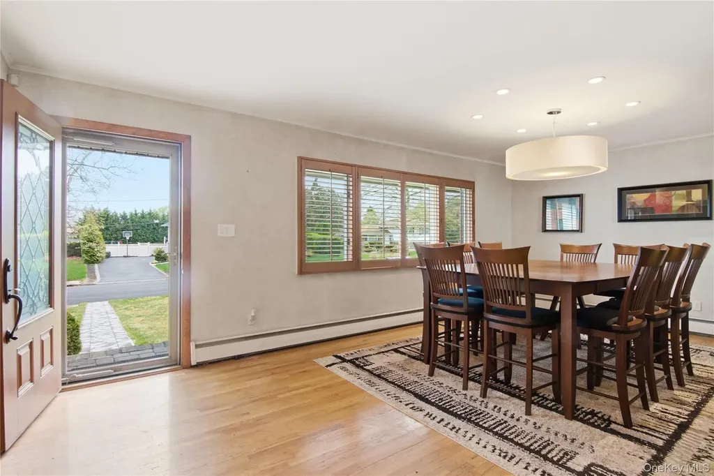 23 Sarina Drive Commack NY 11725