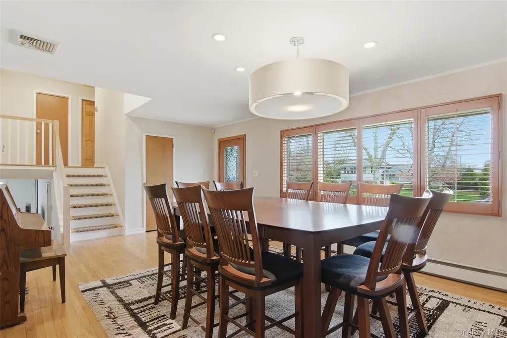 23 Sarina Drive Commack NY 11725
