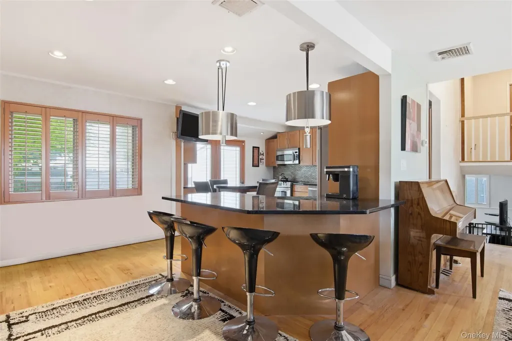 23 Sarina Drive Commack NY 11725