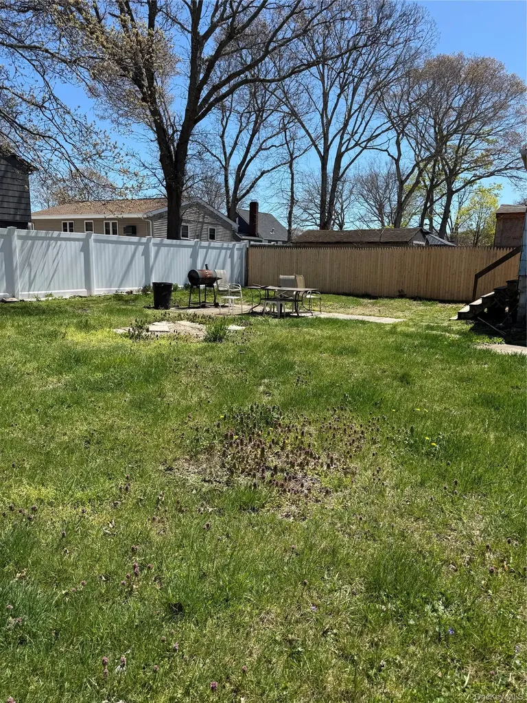 11 George Drive Mastic NY 11950