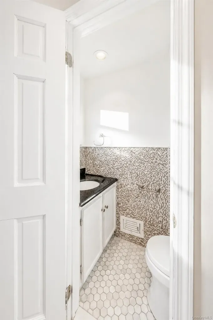 10 Lundy Lane Larchmont NY 10538